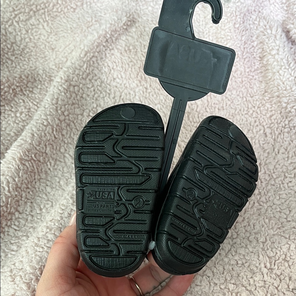 Baby Sandals - Picture 2 of 2